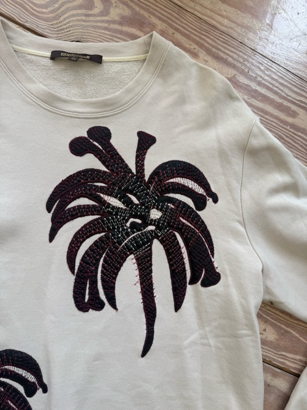 Roberto Cavalli palm tree crewneck size xl - Picture 2 of 4